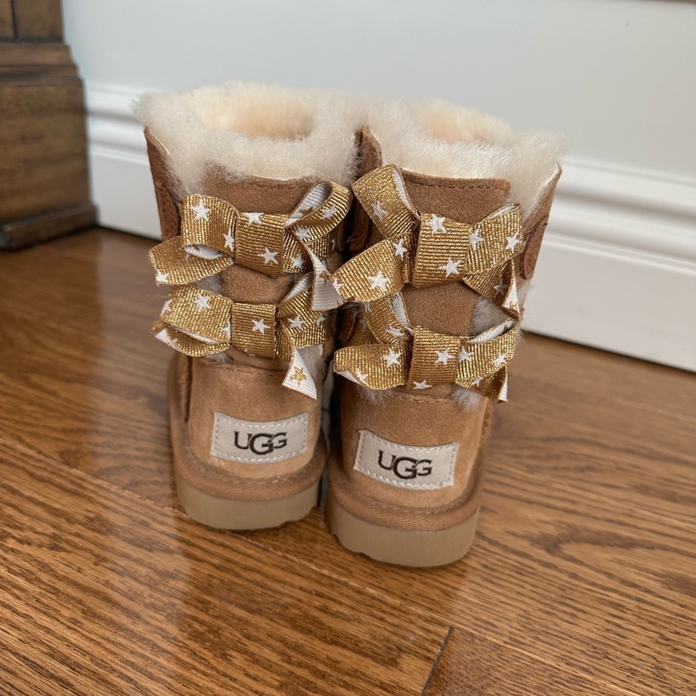 Ugg Bow toddler boots